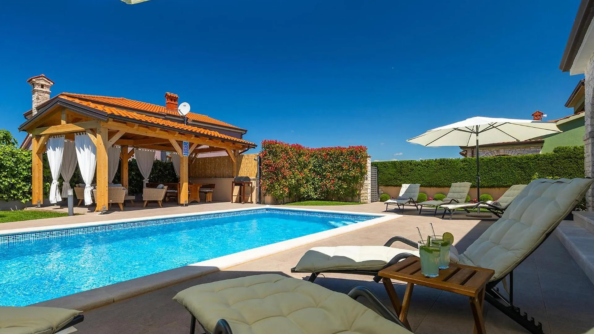 Villa Aurora Pula Holiday home